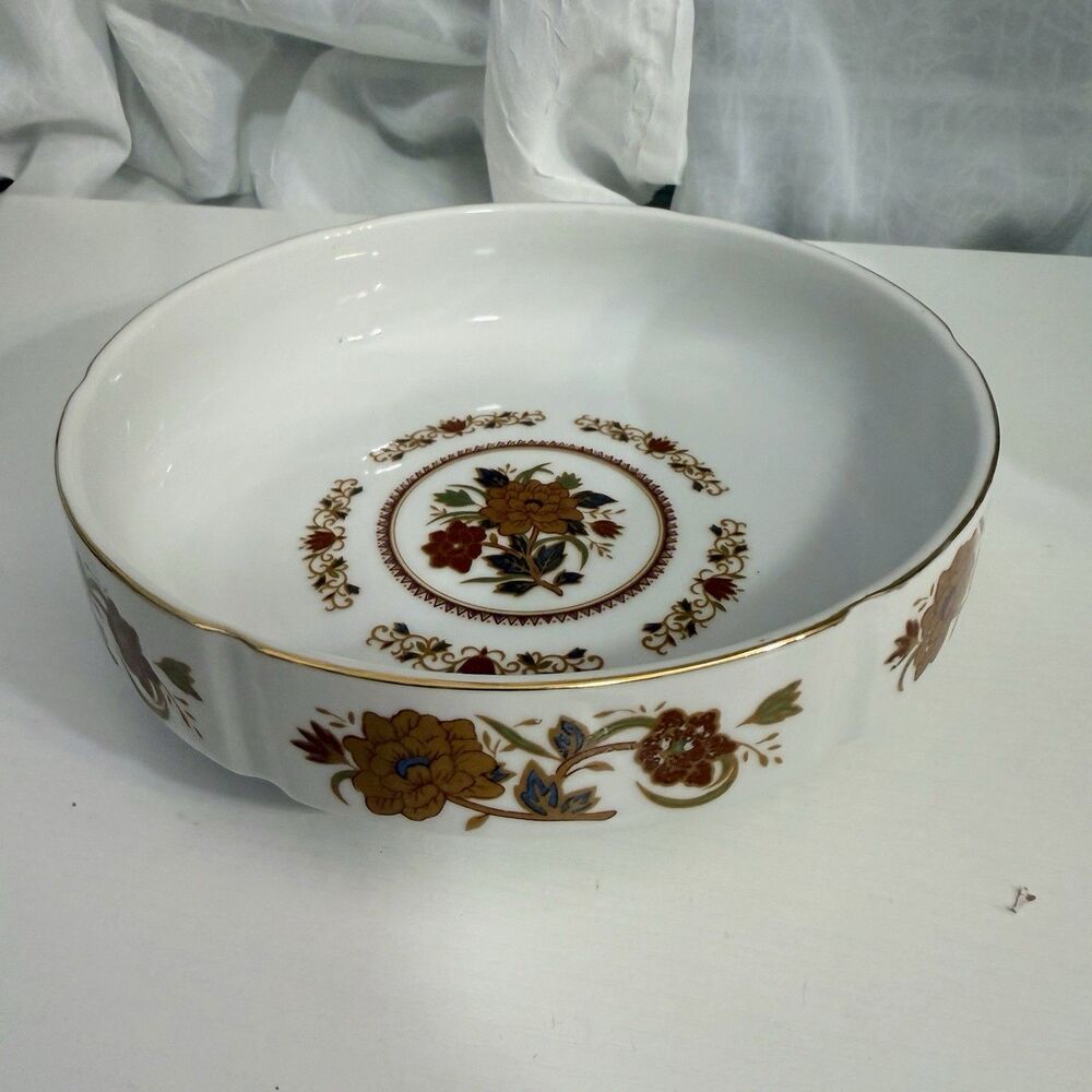 Vintage Tatung Ceramic Serving Bowl 7 in White Floral Pattern Round MPN 0474 K8